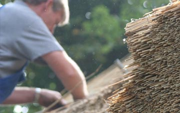 professional Dunstall Green thatchers